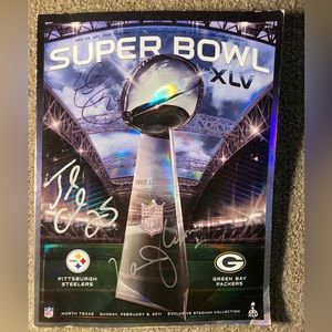 Jamaal Charles, Earl Thomas, Warren Moon autographed Super Bowl program